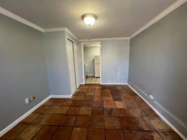 Main picture of 3815 Webster St