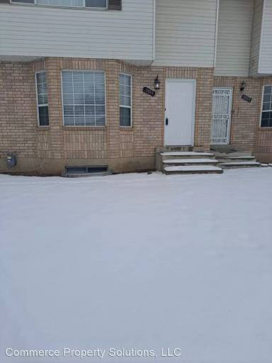 Main picture of 1015 W 720 N