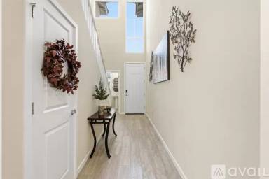 Main picture of 737 E Beauchamp Dr