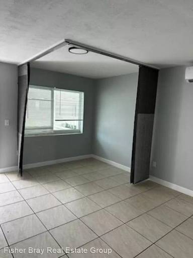 Main picture of 6224 Miramar Pkwy