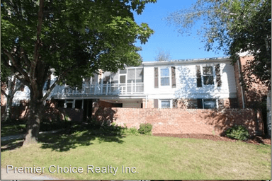 Main picture of 30 Halifax Ct