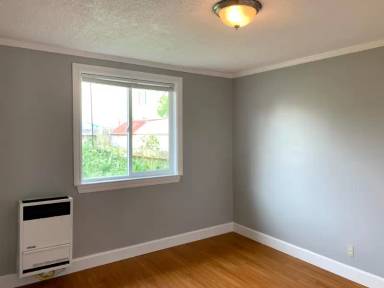 Main picture of 151 Evergreen Ave