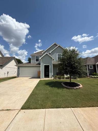Main picture of 181 Hunters Way