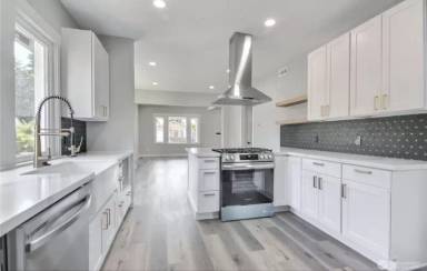 Main picture of 3577 E J St