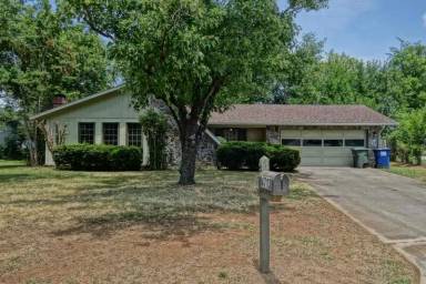 Main picture of 4713 Wheaton Ln NW