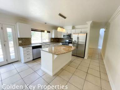 Main picture of 280 Turner Ave
