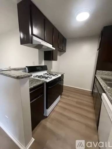 Main picture of 2065 Magnolia Ave