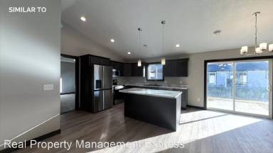 Main picture of 4613 W 35th St N