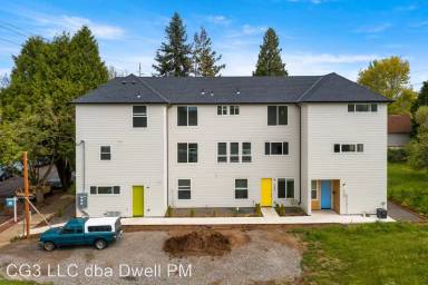 Main picture of 4384 N Gantenbein Ave