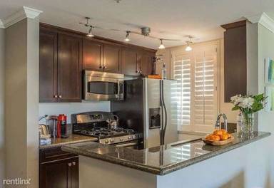 Main picture of 6125 Whitsett Ave
