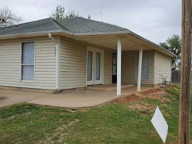 Main picture of 808 E Forrest St