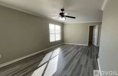Main picture of 8833 Royal Enclave Blvd