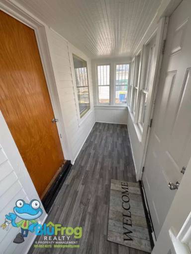 Main picture of 455 2nd St SW