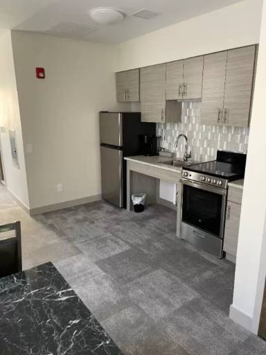 Main picture of 1417 W 9th St