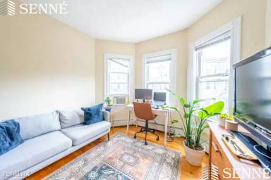 Main picture of 391-393 Washington St Apartments