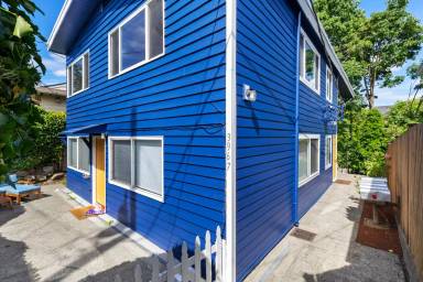Main picture of 3967 Fremont Ave N