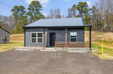 Main picture of 10407 County Road 2180