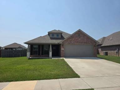 Main picture of 2405 Graham Ln