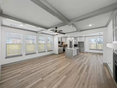 Main picture of 4979 Farmhouse St
