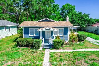 Main picture of 101 W Flora St