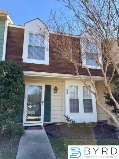 Main picture of 1807 Random Winds Ct