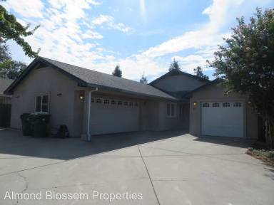 Main picture of 87 Herlax Cir
