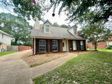 Main picture of 503 Brookstone Dr