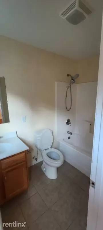 Main picture of 120 Johnston Blvd