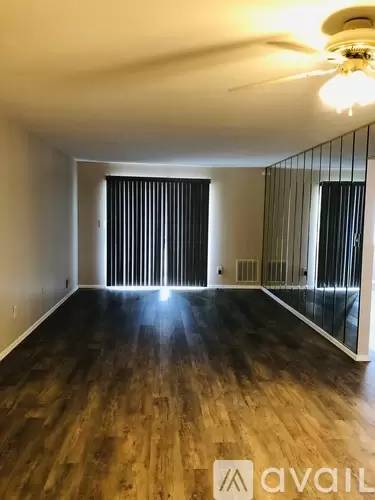 Main picture of 610 Woodchip Rd