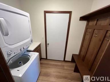 Main picture of 2517 Dean Ct