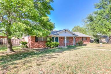 Main picture of 2708 Canyon Creek Dr