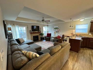 Main picture of 8883 Butterfly Ln