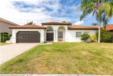 Main picture of 10252 SW 158th Ct