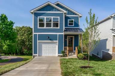Main picture of 916 Crescent Hill Rd