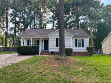 Main picture of 5949 Presentation St