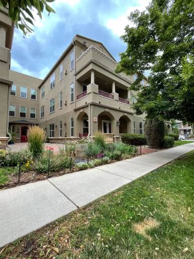 Main picture of 40 Madison St