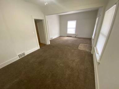 Main picture of 818 South St