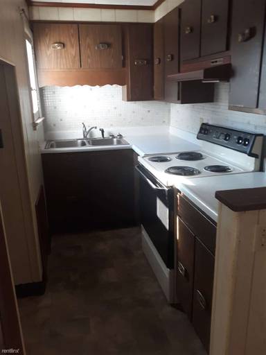 Main picture of 153 N Pearl St