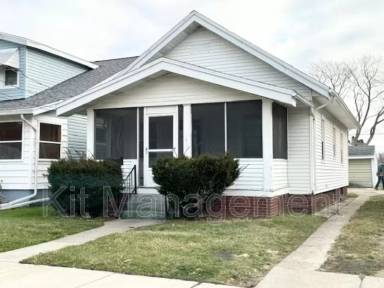 Main picture of 1023 National Ave