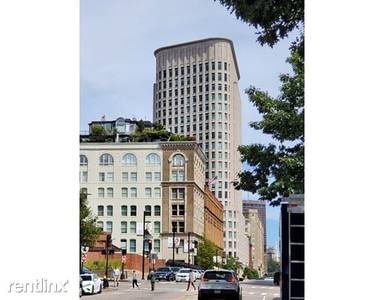 Main picture of 142 Berkeley St