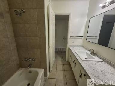 Main picture of 517 Palomas Dr SE