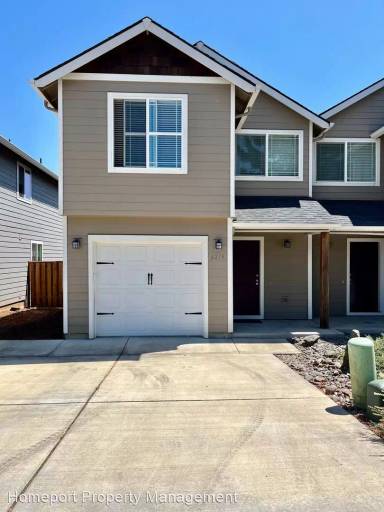 Main picture of 5241 NE Laurel Dr