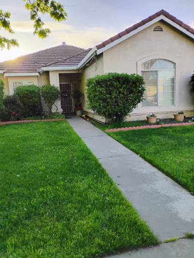 Main picture of 1233 Collier Ave
