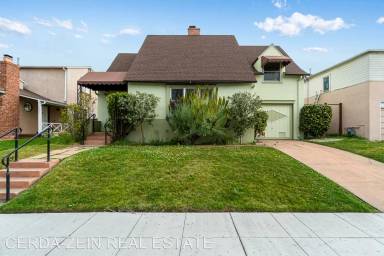 Main picture of 2807 Windsor Dr