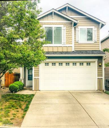 Main picture of 7410 NE 54th Cir