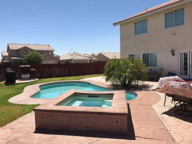 Main picture of 302 Willow Bend Dr