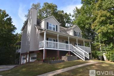 Main picture of 5804 Cypress Trce