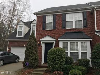 Main picture of 10412 Berkeley Woods Ln