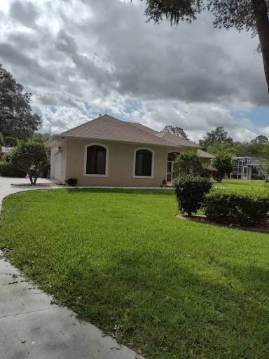 Main picture of 592 Dowling Cir
