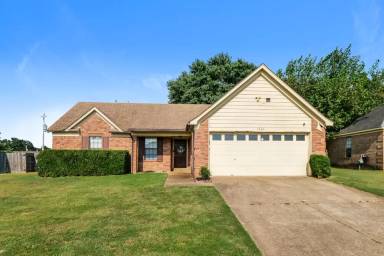 Main picture of 5480 Ross Rd